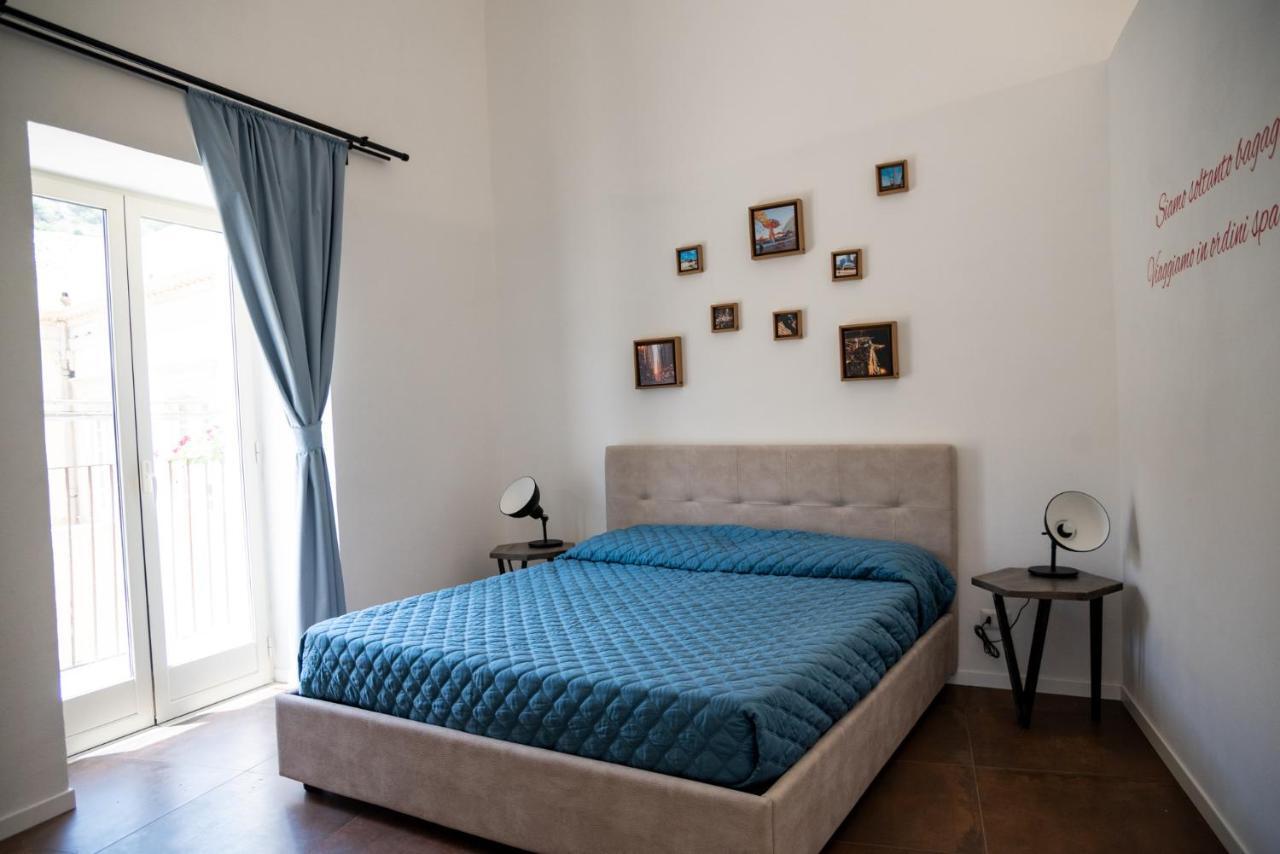 A Casa Di Cassi Hotell Modica Exteriör bild